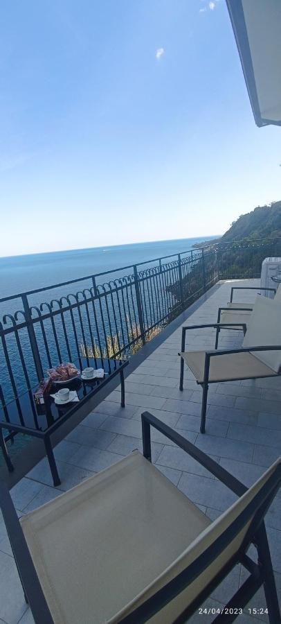 La Timpa Villa Acireale Buitenkant foto