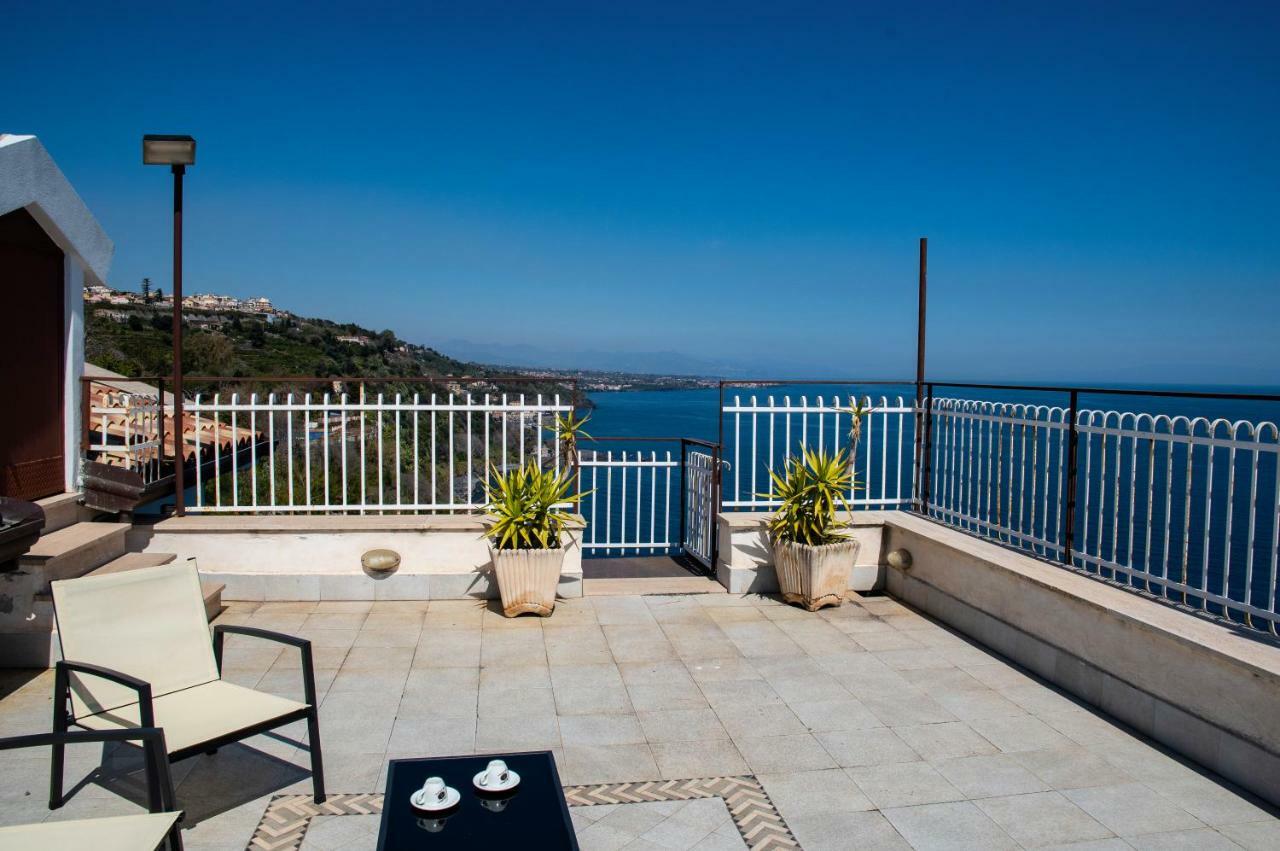 La Timpa Villa Acireale Buitenkant foto